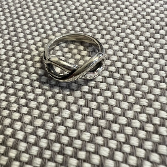 Infinity ring - Picture 3 of 4